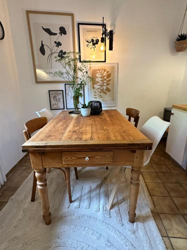 Kall Apartment | EifelZeit Ferien- & Monteurwohnung