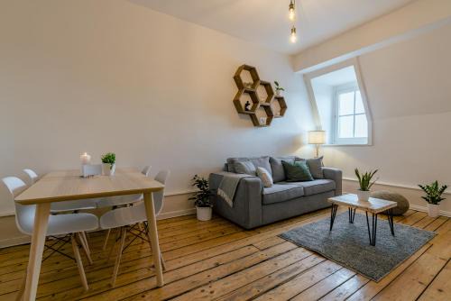 Biel Apartment | Eigene Wohnung im Stadtzentrum mit wunderschöner Dachterrasse
