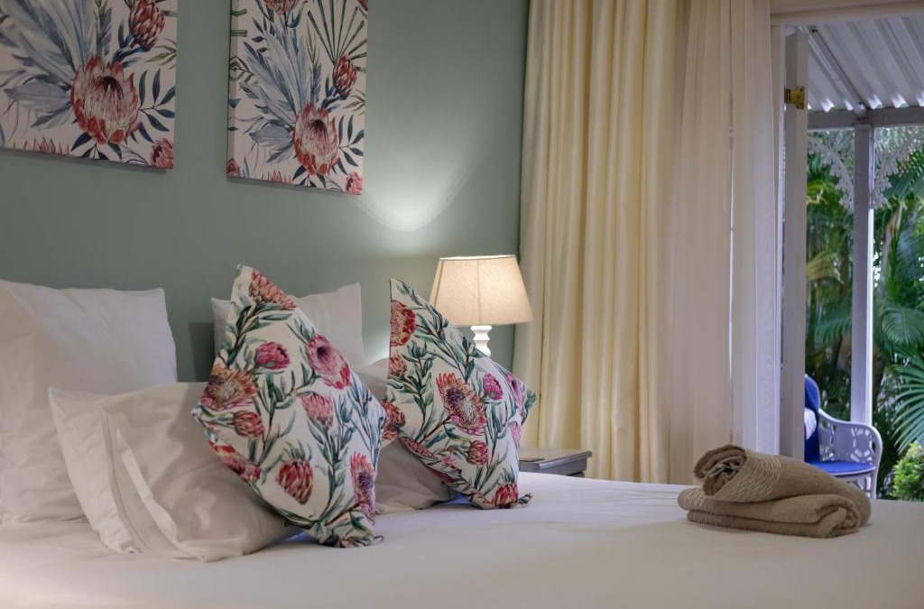 Port Edward House | Eight Palms