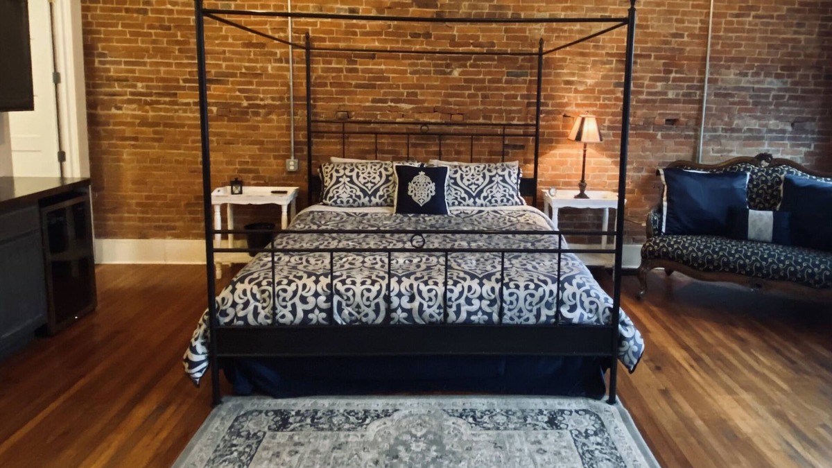 Casey Hotel | Eighteen-Ninety Sleepover