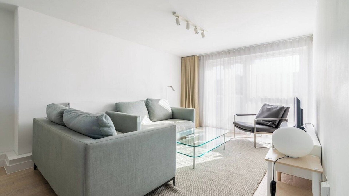Churchill Apartment | Eighth Floor 2-Bed, 2-Bath Apt