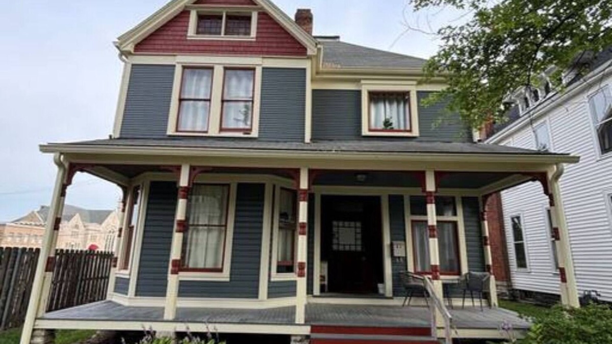 Chillicothe House | Eighty Three-Historic Downtown