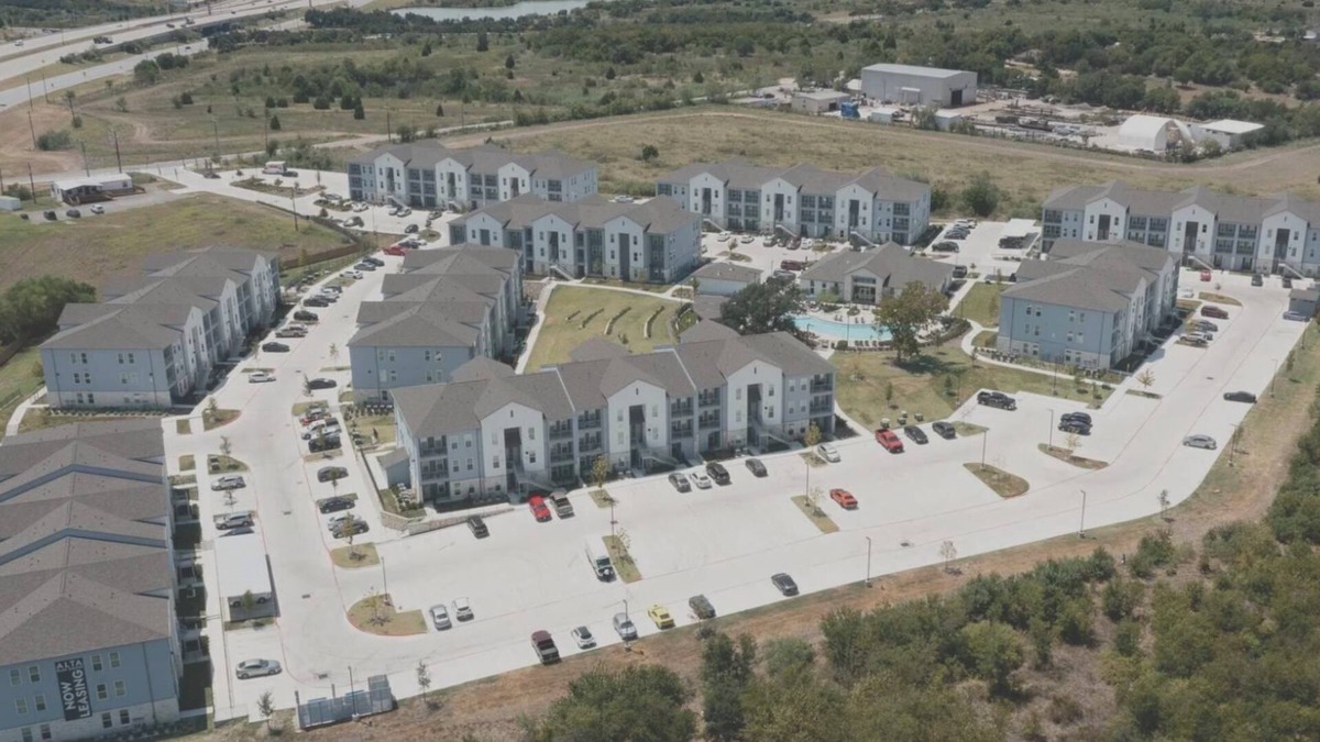 Austin Apartment | EightyOne10 2BD 4 - Two Bedroom Apartment, Sleeps 4