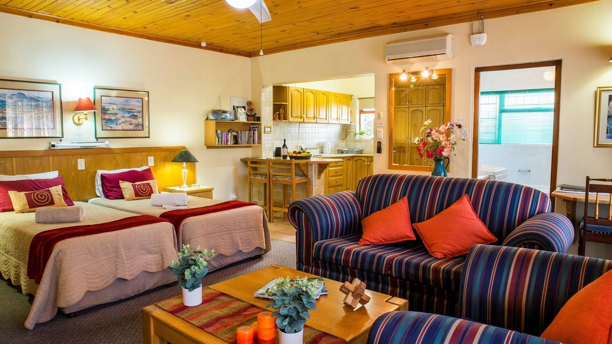 Die Boord Apartment | Eikepark Self Catering
