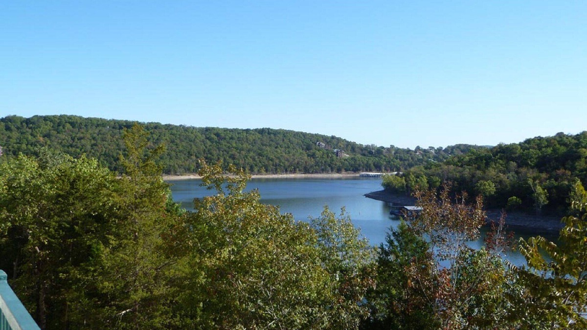 Kimberling City Condo | Eileen's and Tom's luxury condo on the lake
