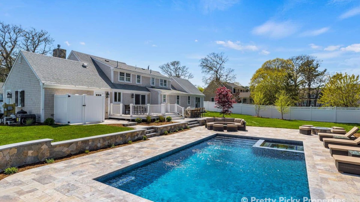 West Chatham House | Eileen's Escape: 021-C Luxurious Chatham Home, Heated Saltwater Pool, Newly Renovated