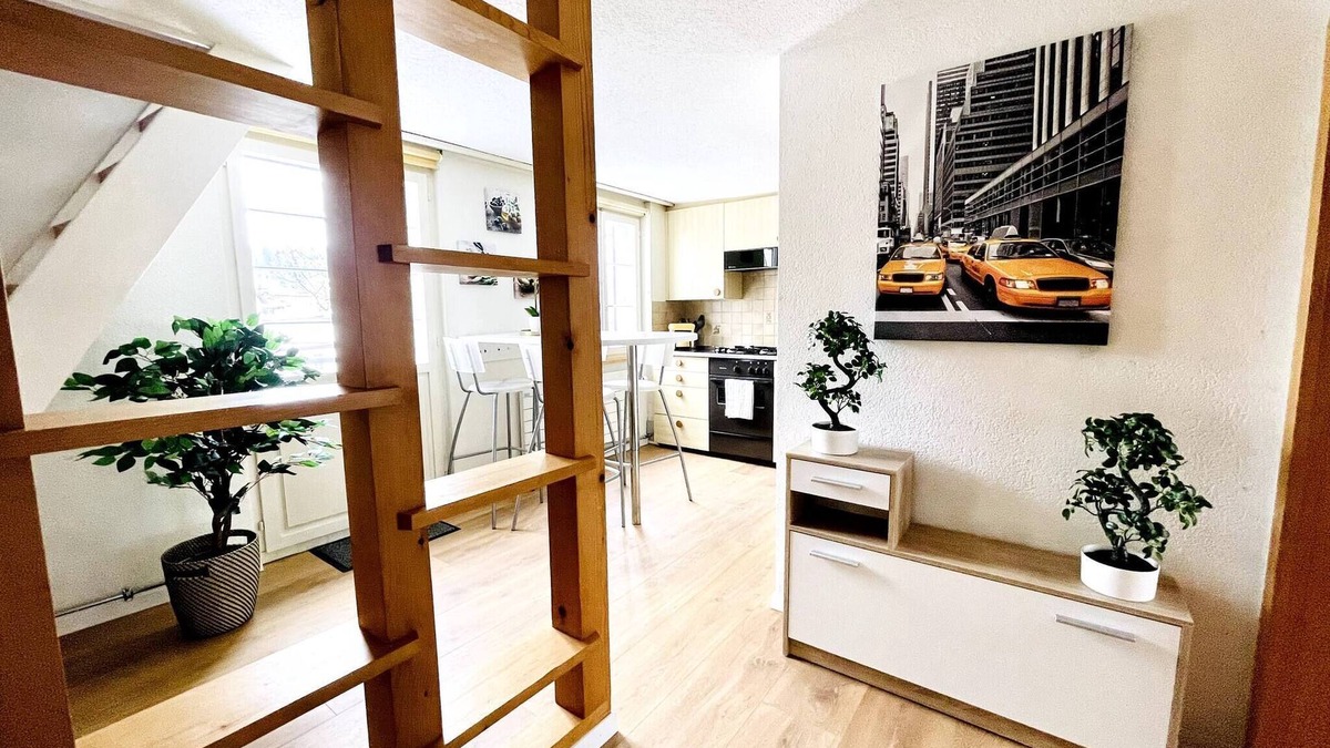 St. Gallen Apartment | Einzigartige Schöne Altbau- Wohnung Im Zentrum