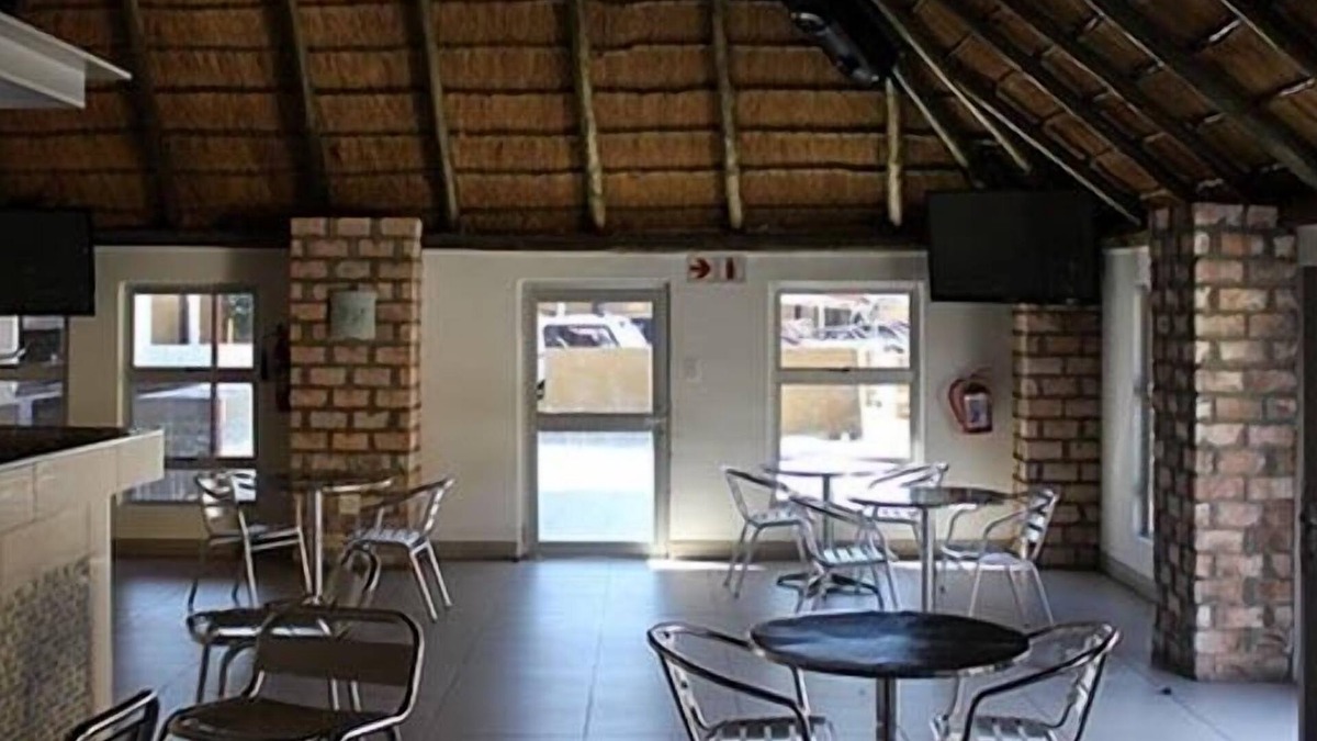 Ondangwa Cabin | Ekamuti Town lodge