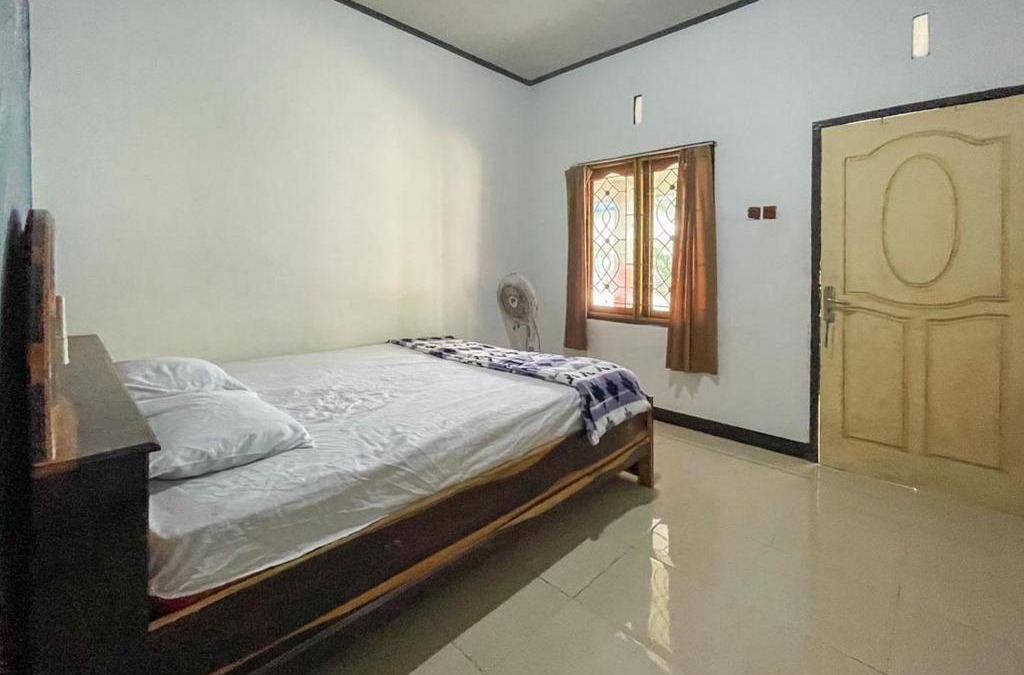 Jerowaru House | Ekas Beach Guesthouse Mitra RedDoorz