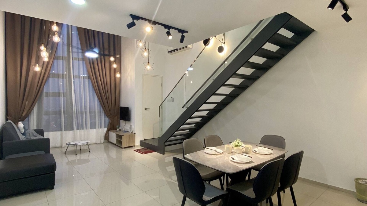 Taman Mutiara Apartment | EkoCheras Deluxe Suite 3mins to MRT Station