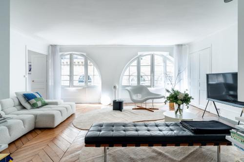 Quartier de la Place-Vendome Apartment | Elégance Vendôme & Tuileries