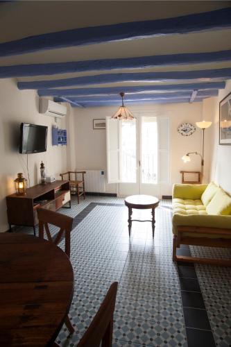 Balaguer Apartment | El 3 del Holandés