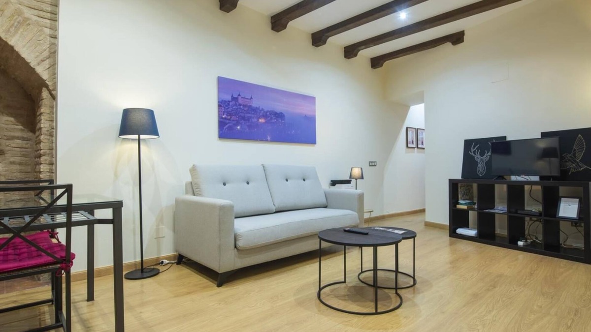 Toledo City Center Apartment | El Arco. Near the cathedral.