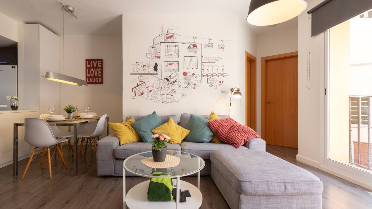 Torremolinos House | EL ARENAL - Cozy flat on the beach front with free wifi