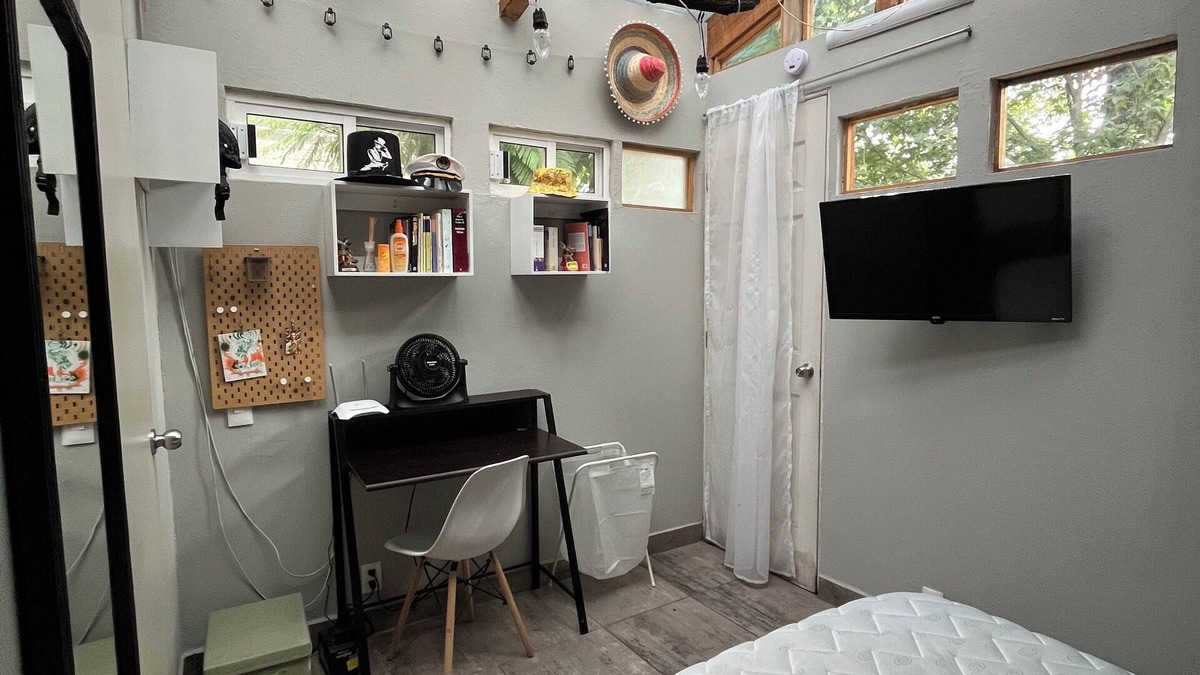 Del Carmen House | El Balcón de Buda – Authentic and Quiet Studio Near Frida Kahlo Museum, Coyoacán