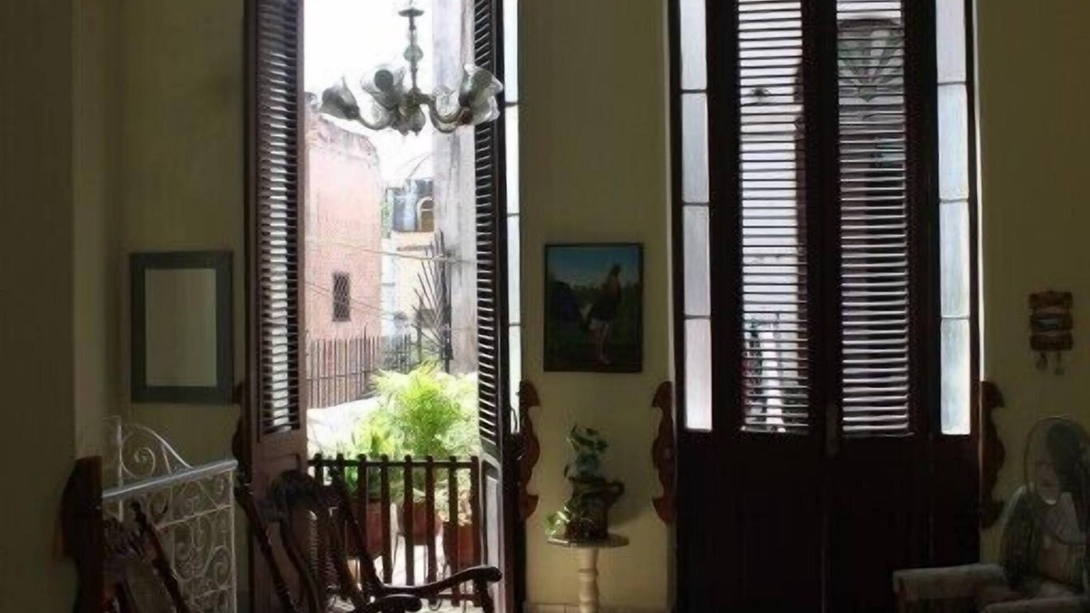 Old Havana House | El Balcon de Marlen y Lachy