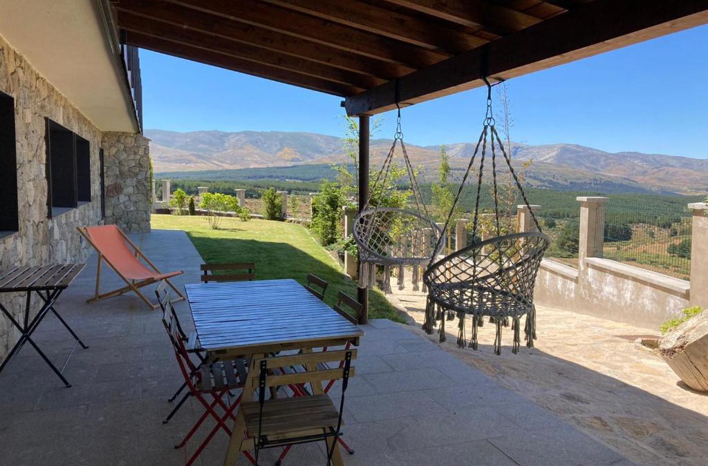 Navarredonda de Gredos Ski Chalet | El Cabezuelo