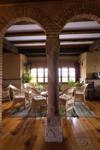 Villovela de Piron House | El Camino Real