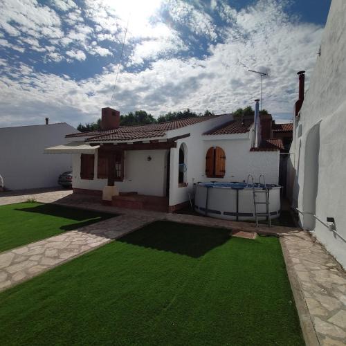 Mojados House | EL COBIJO