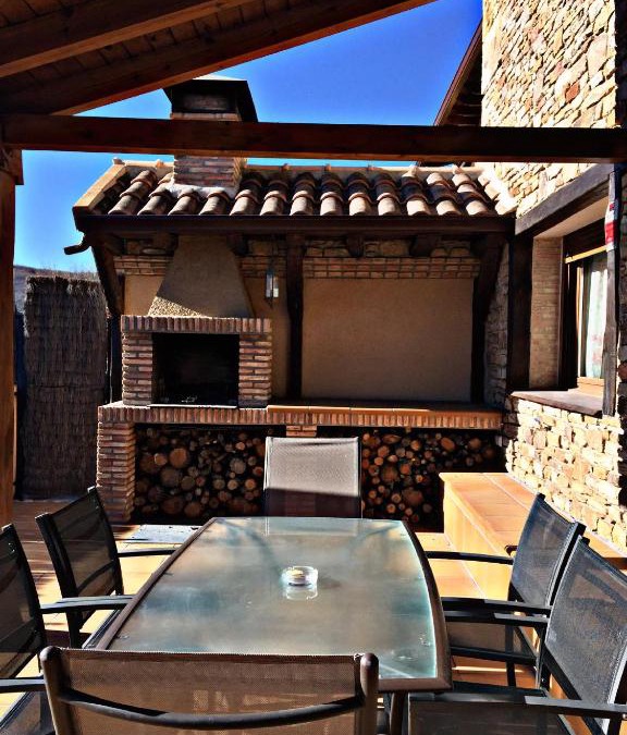 Horcajuelo de la Sierra House | El Corral De Concejo