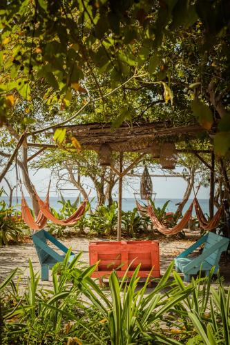 Rosario Islands House | El Hamaquero Hostal EcoNativo