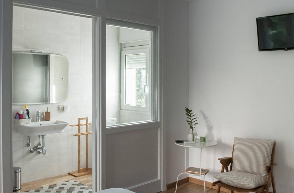 Lleida Bed & Breakfast | El jardí de l'avet