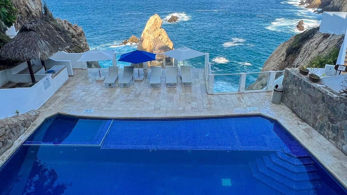 Acapulco Tradicional Hotel | El Mirador Acapulco