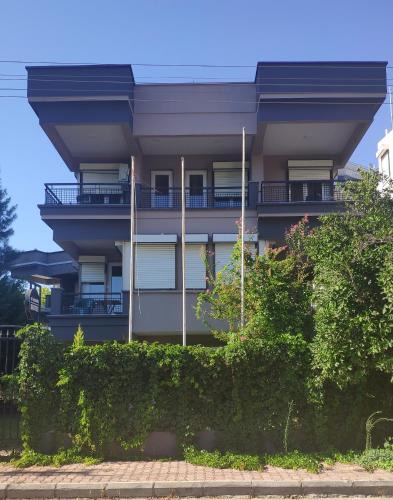 Eski Lara House | El Mundo Suites