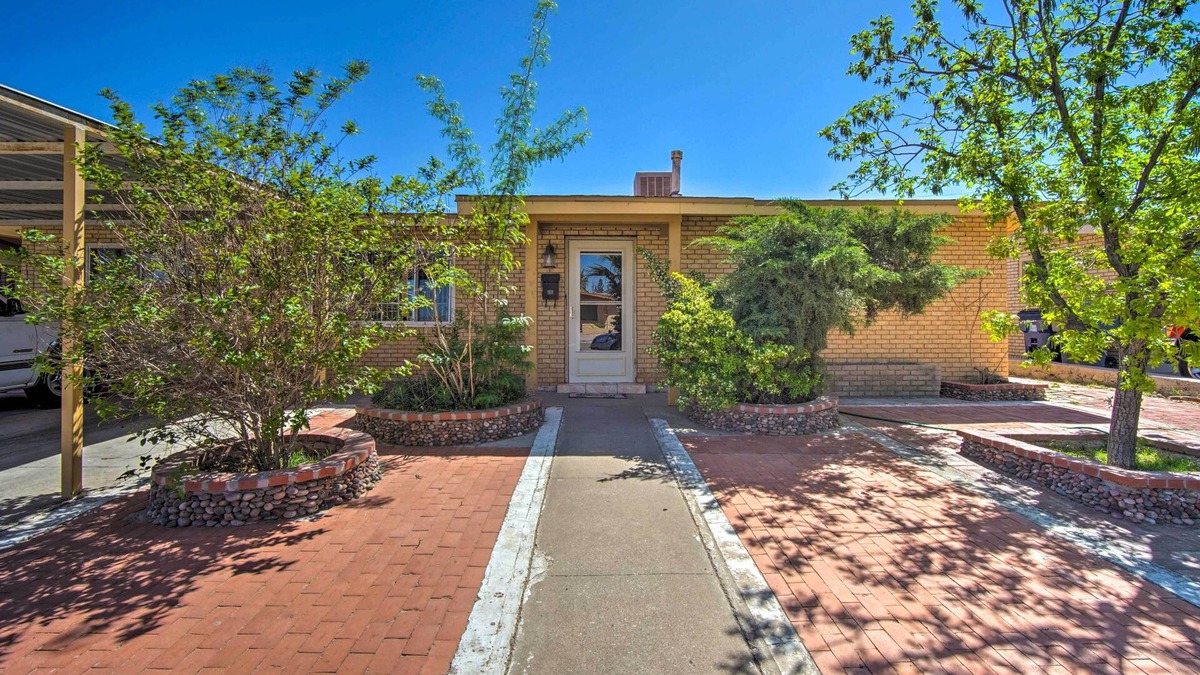 Biggs Field House | El Paso Home < 1 Mi to Lone Star Golf Club!