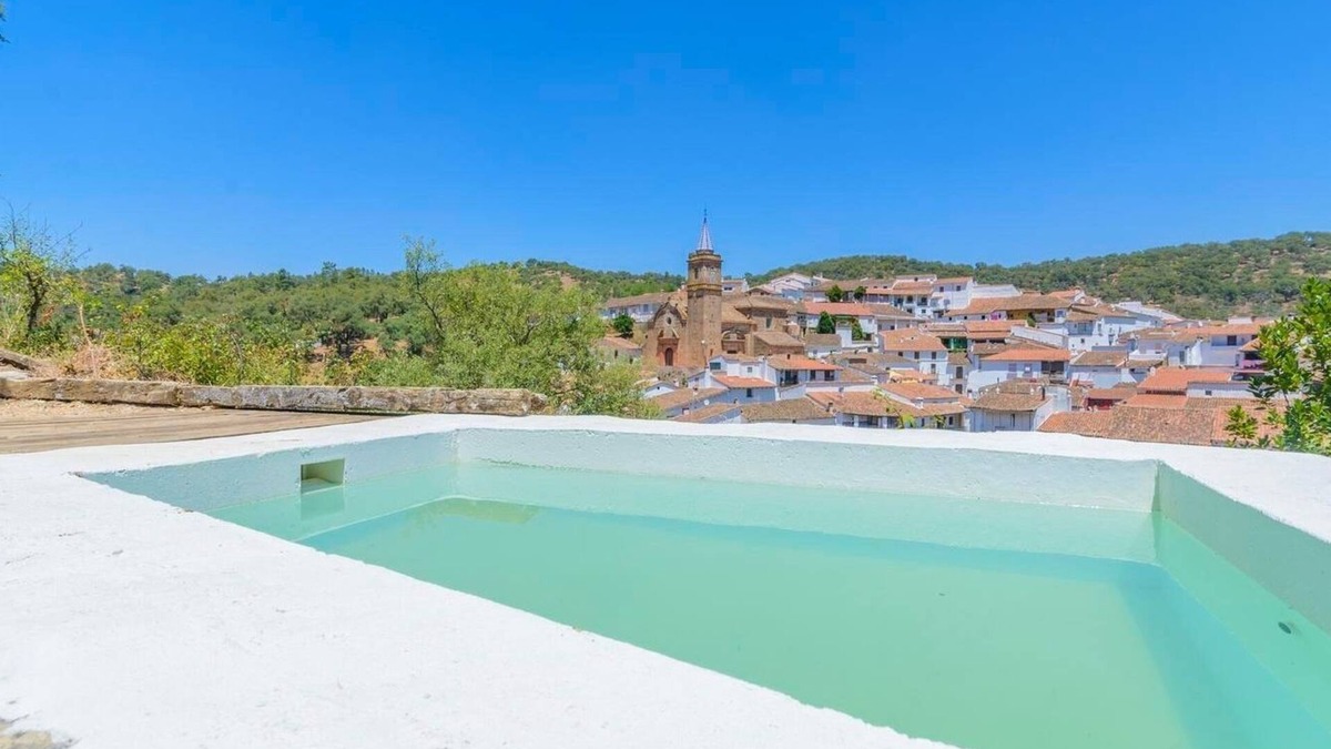 Valdelarco Villa | El Risco del Lomero Valdelarco by Ruralidays