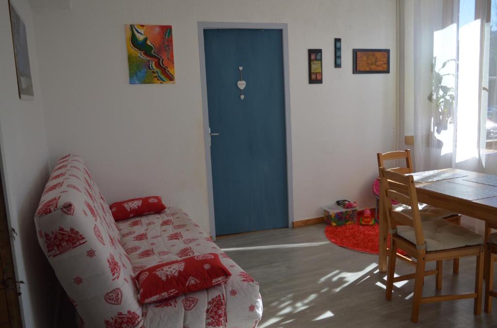 L'Aiguillon Apartment | El roble