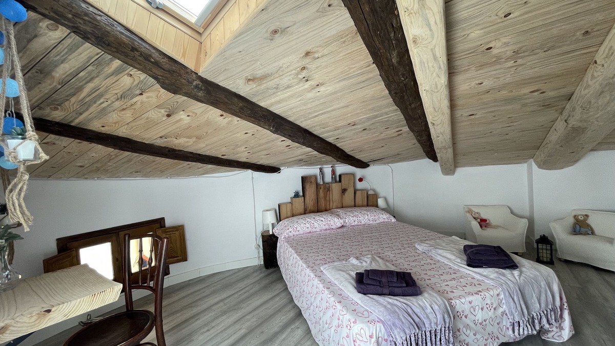 Vilaverd Cottage | El Secret de la LLegenda, the cavalier