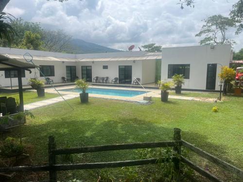 Guaduas House | El Tesoro