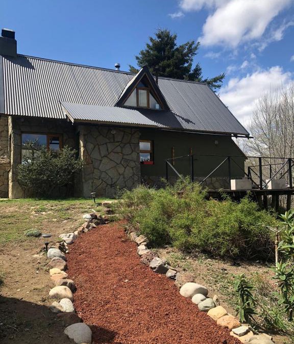 Junin de los Andes House | El Tranco - Casa "Bajada Poujardieu"