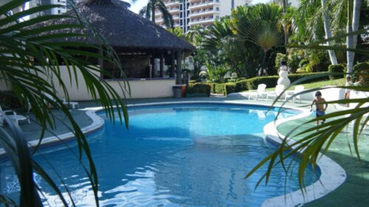 Costa Azul Hotel | El Tropicano