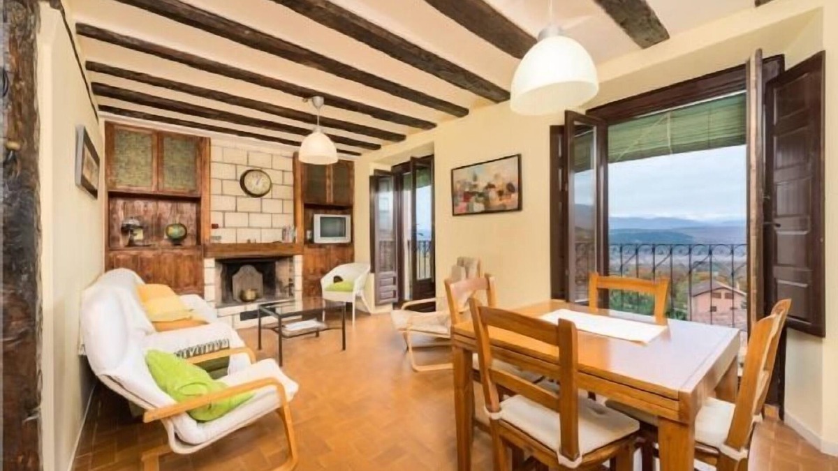 El Rasillo de Cameros Cottage | Elaya Apartments (A), for 6 people