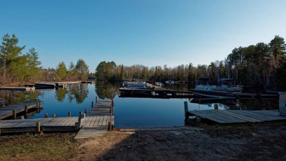 Orr Cabin | Elbow Lake Lodge: Crestview Cabin 3BR/1BA