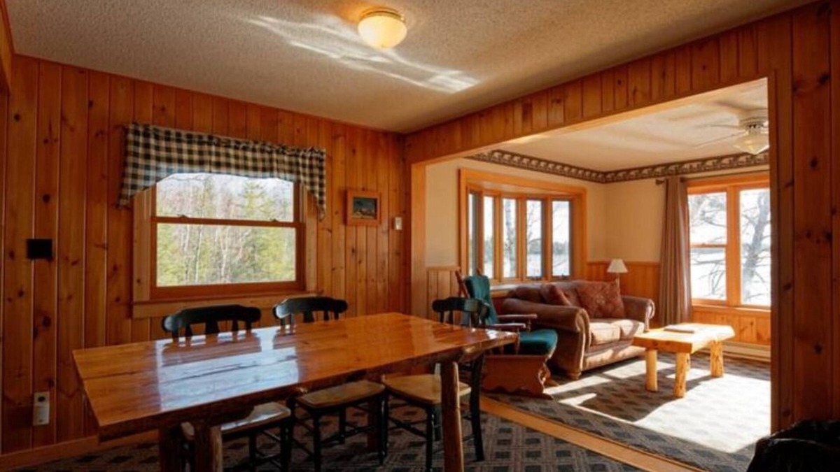 Orr Resort | Elbow Lake Lodge: Lakeview Suite
