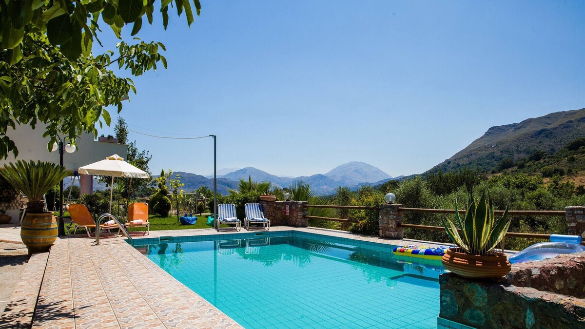 Agkouseliana Villa | Eleana villa,Private Pool,Taverns,Mini Market
