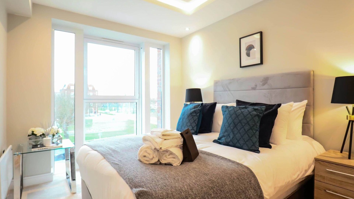 Welwyn Garden City Apartment | Elegant 1 bedroom in heart of Welwyn Town Centre!