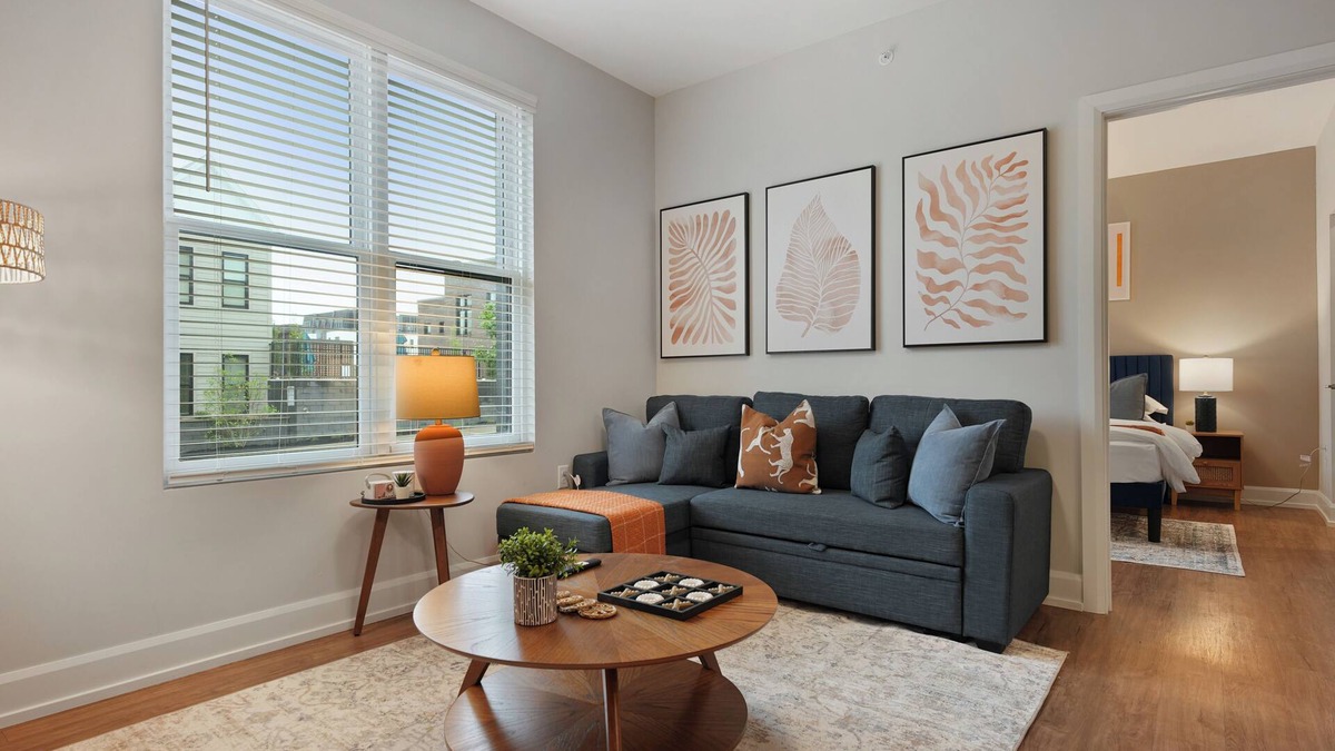 Downtown Columbus Apartment | Elegant 2BD/2BA condo w Parking/Pool/Gym