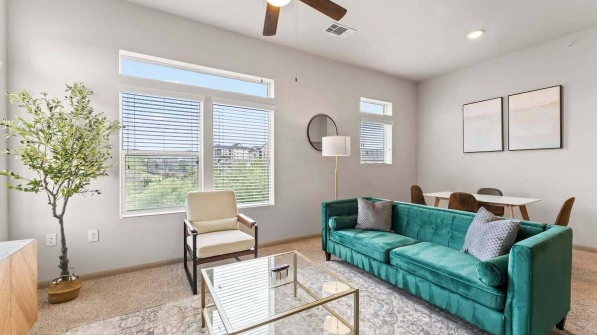 Montopolis Apartment | Elegant 2BR king suite, fast WiFi, 8 min to DT