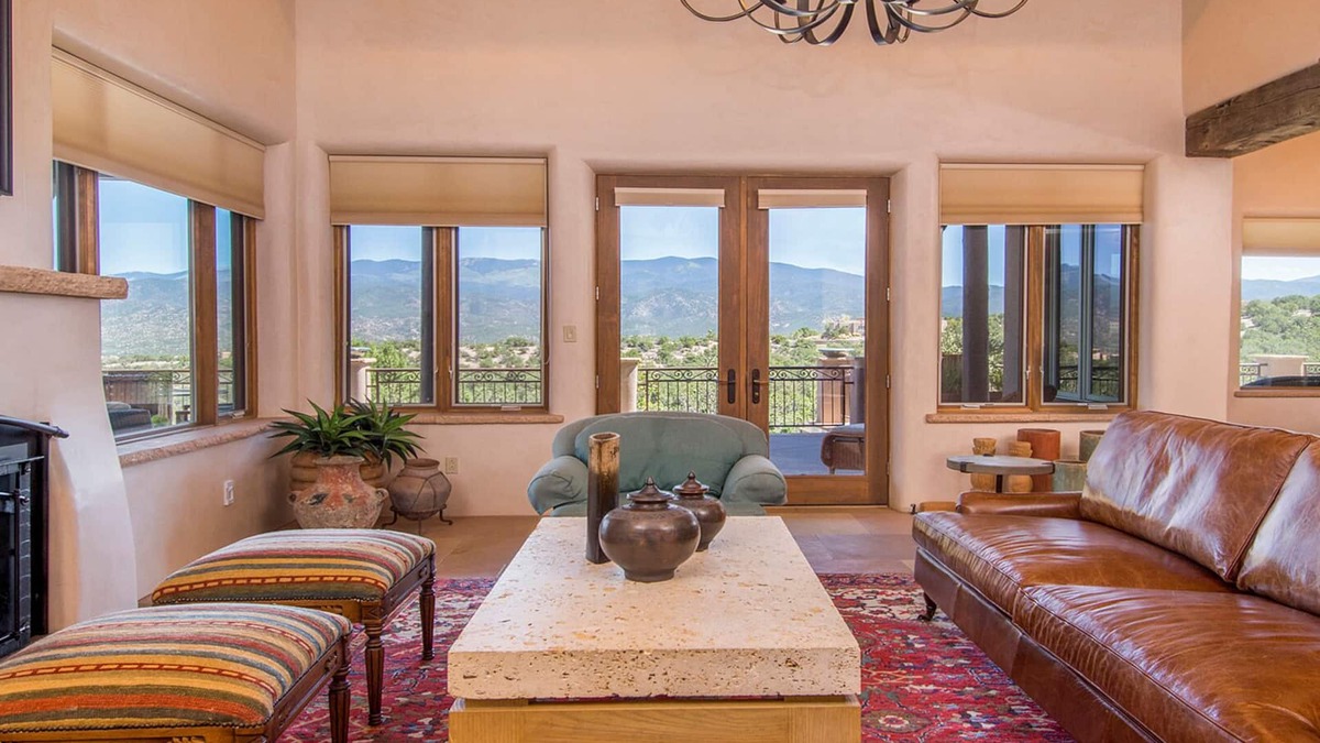 Santa Fe House | Elegant 3 bedroom property with stunning views!