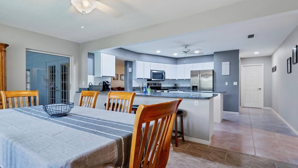 Pebble Beach House | 🥇 Elegant 3bd waterfront home (CH846)