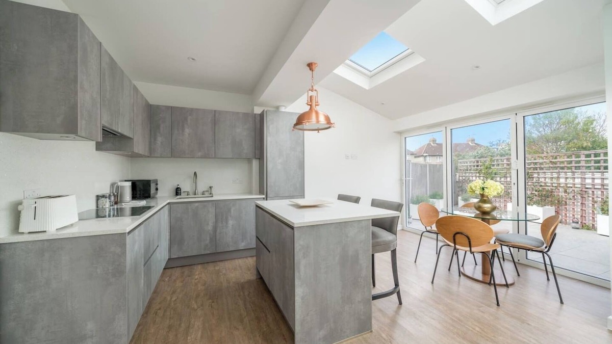 Island Gardens House | Elegant 3Bedroom Retreat Minutes from Canary Wharf