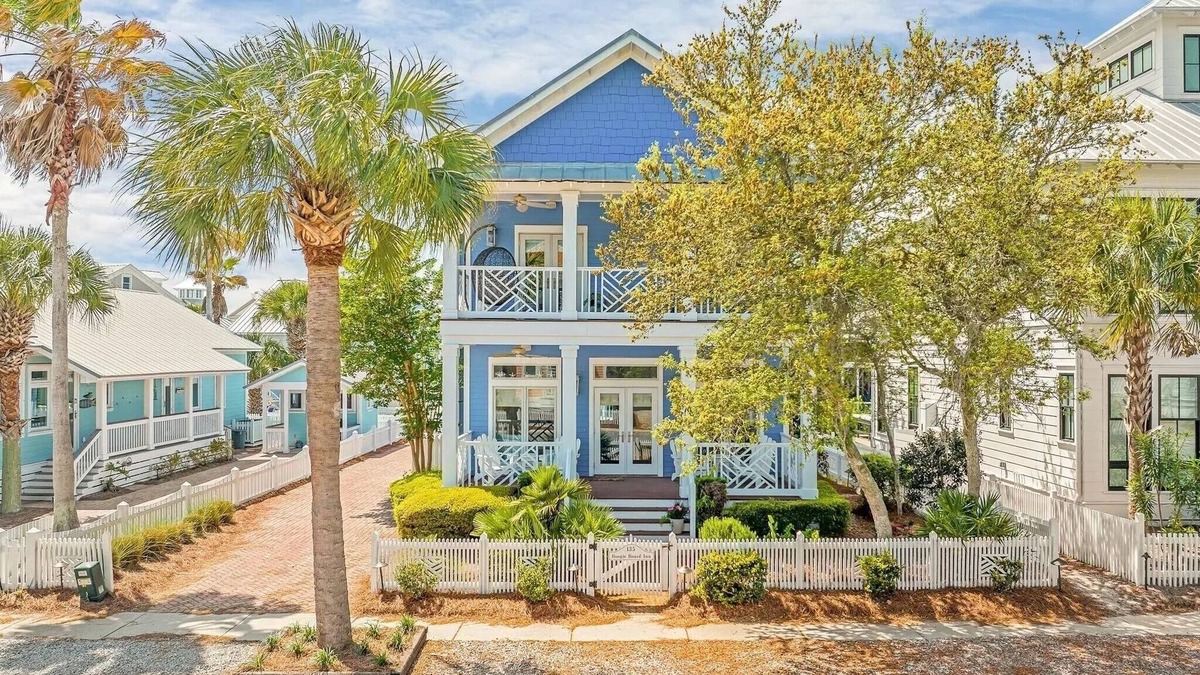 Sunnyside House | Elegant 4-Bedroom Beach Retreat in Carillon Beach—Steps from the Pool Gulf