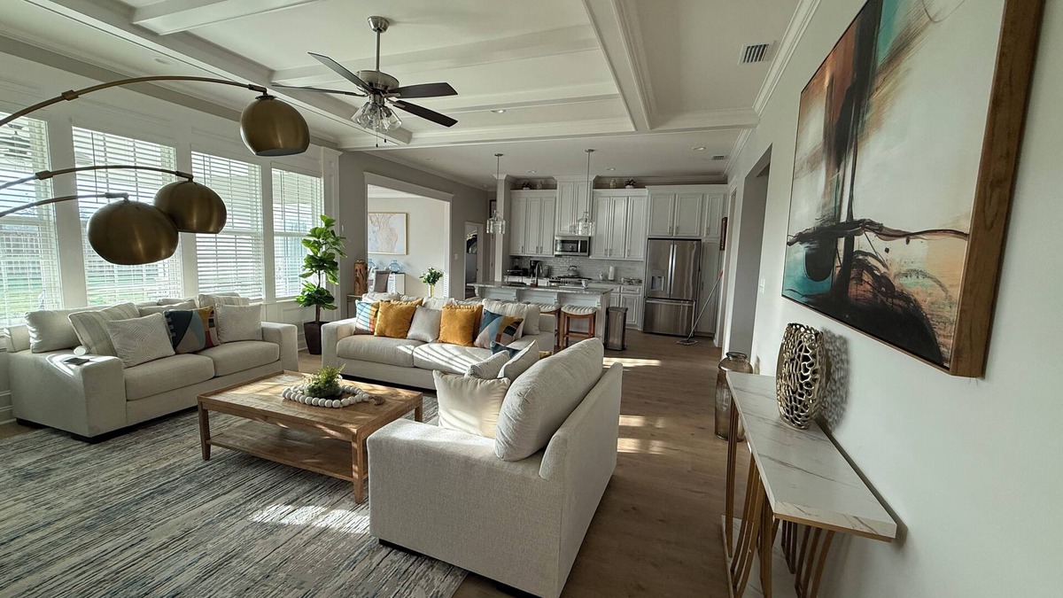 Lake Park House | Elegant 4BR Retreat New build Comfort & Style