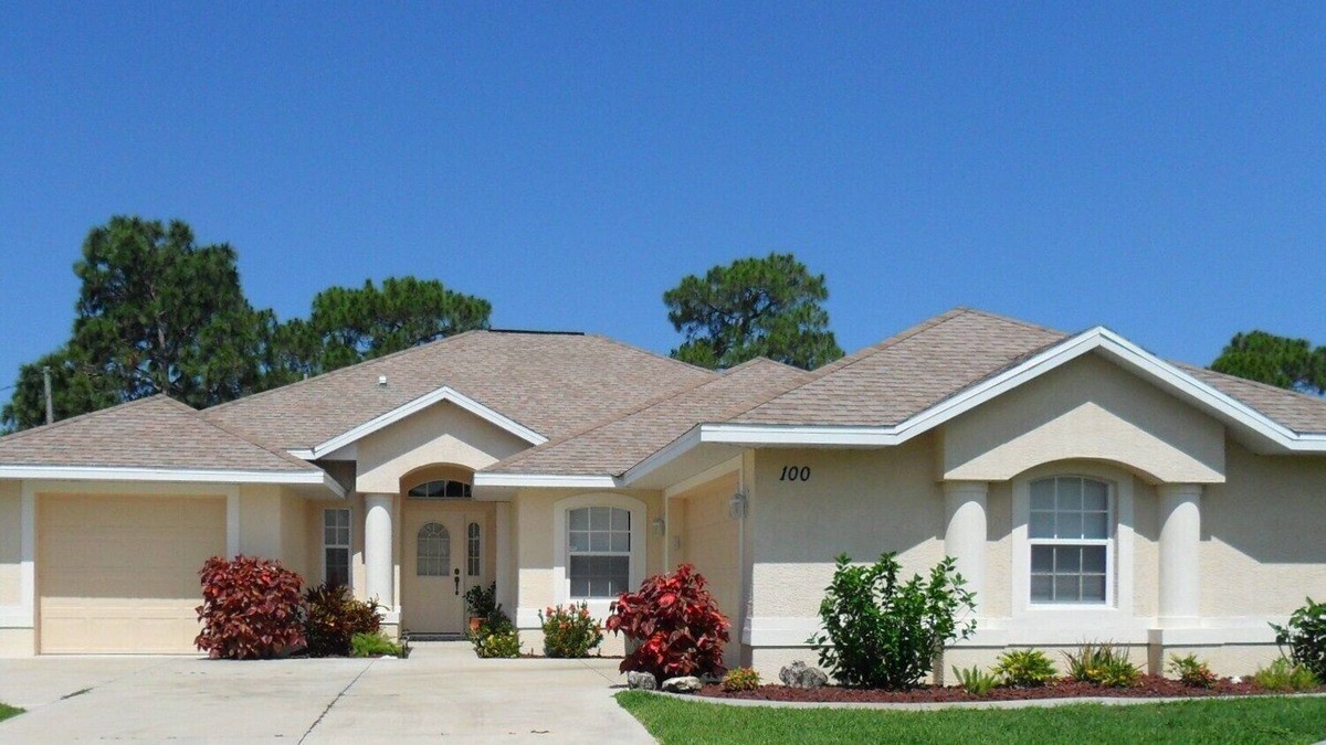 Rotonda Lakes House | Elegant And Beautifully Appointed