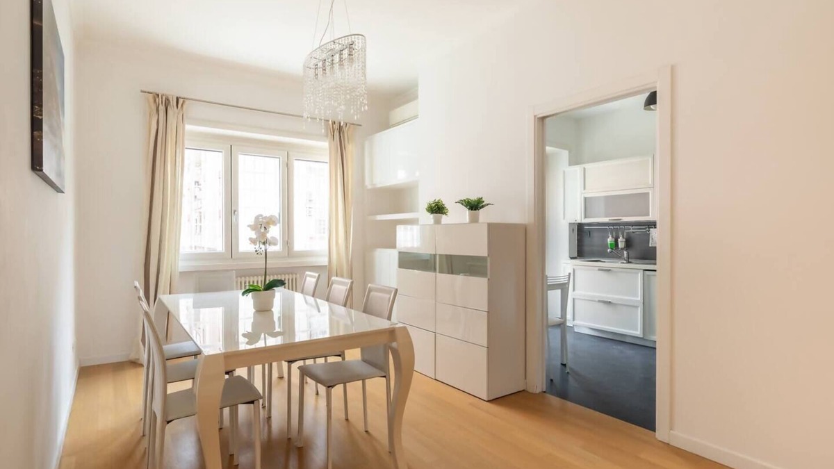 Monte Sacro Apartment | Elegant and Bright Apartment with Metro Nearby