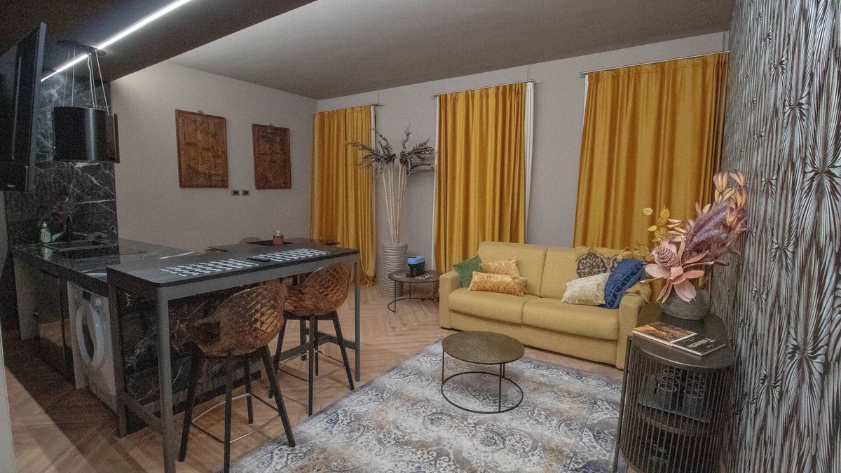 Historic Centre Apartment | Elegant and luxurious apartment for 6 people, in the heart of Turin